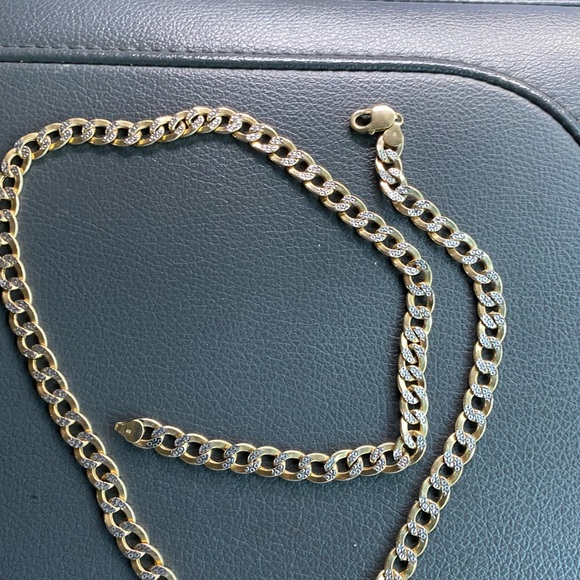 Necklace - Picture 6 of 6